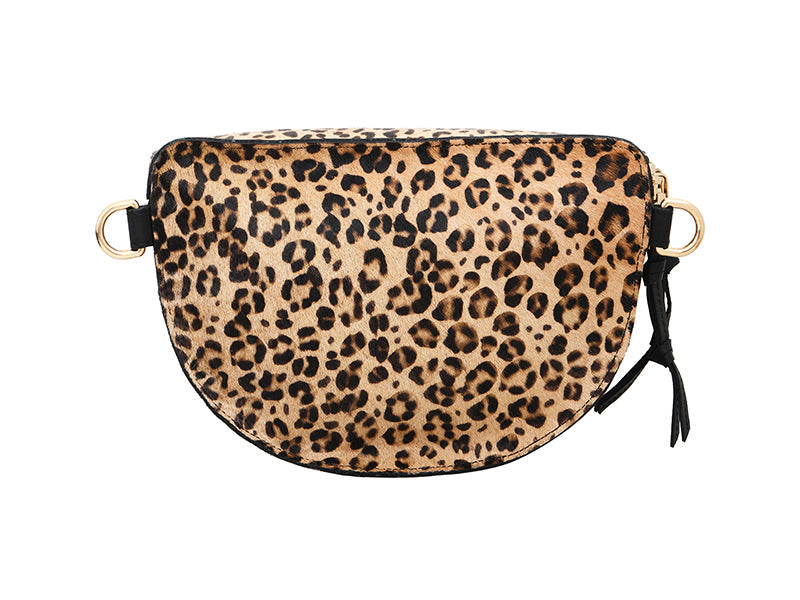 LA BANANE TCHIKITA EN LEOPARD ... A POILS !