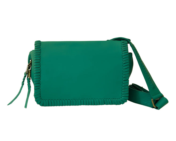 Le nouveau sac Mia en cuir tressé vert prairie
